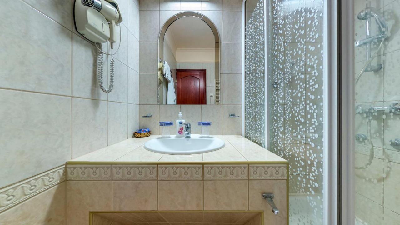 Kolibri Otel Miskolc Dış mekan fotoğraf
